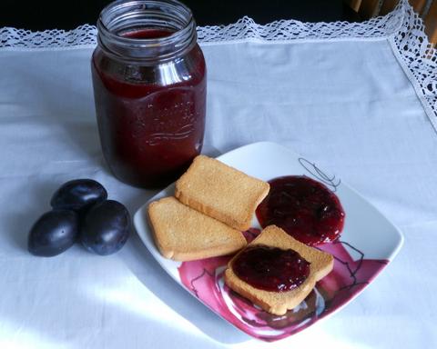 Gingered Plum Preserves