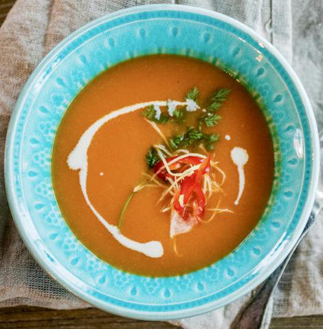 Sweet potato soup with chicken