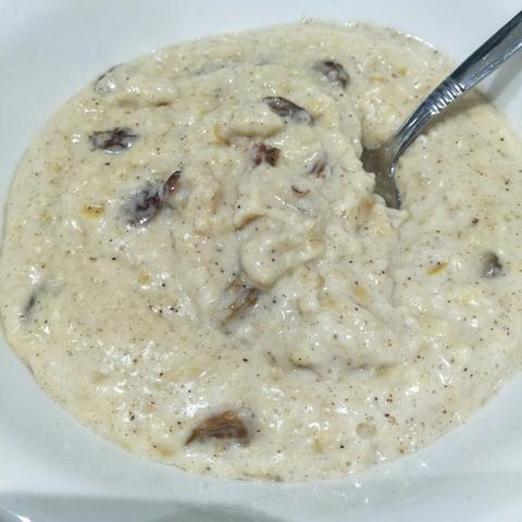 Apple & Sultana Porridge - serves 2